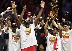 C7娱乐-猛龙队遭遇失利,面对困难要坚持什么原则