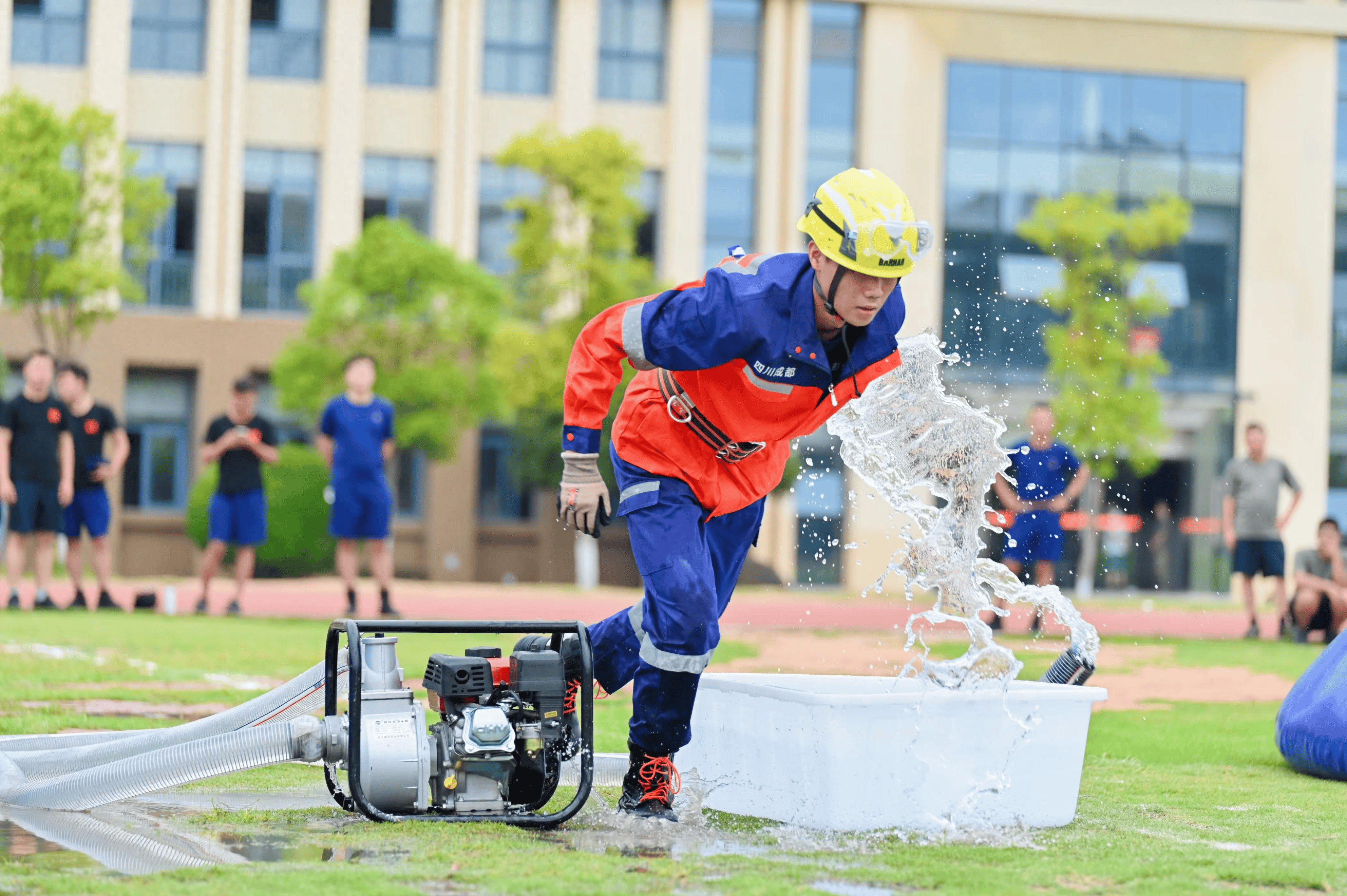 关于激烈角逐即将拉开序幕，各队实力备战的信息